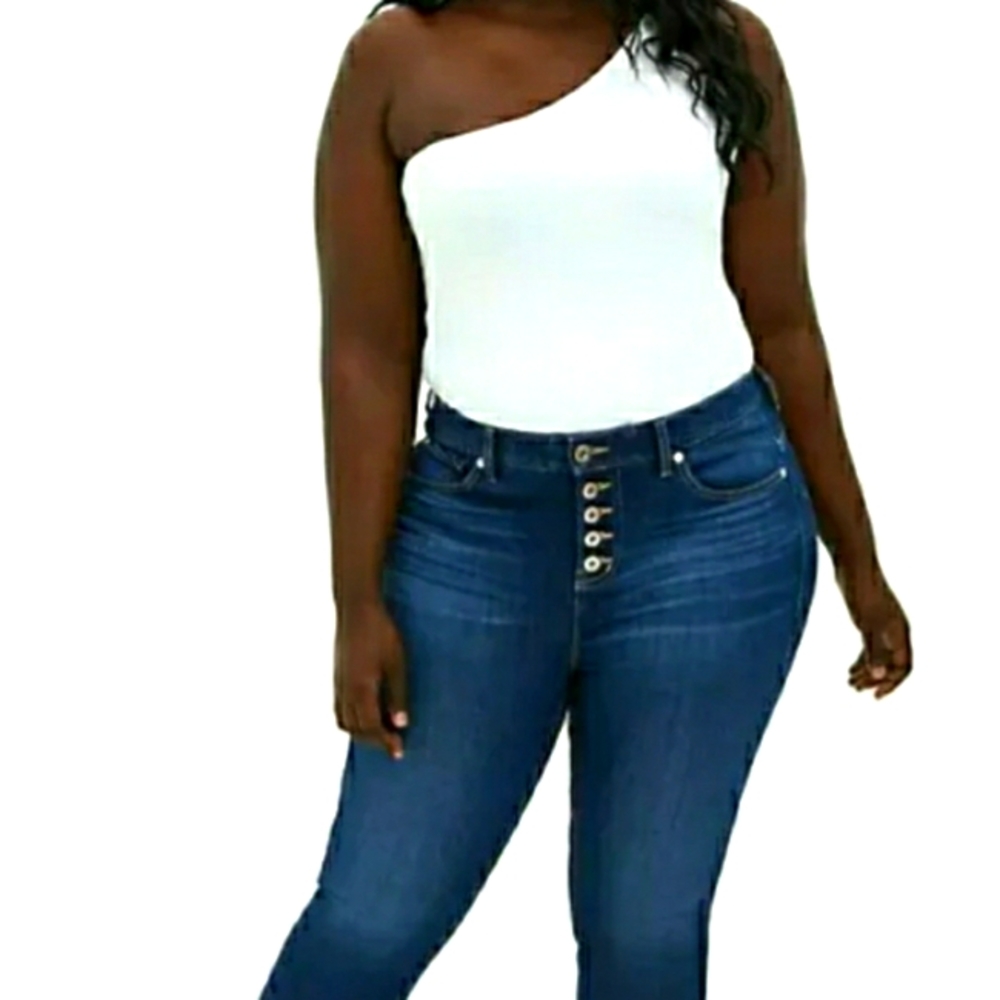 Torrid White One Shoulder Foxy Top Size 4 (Women's size 26) New in Plastic/NWT